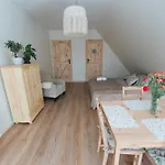 Kamienny Zakatek W Gorach Bystrzyckich, Zieleniec Sky, Czarna Gora Resort, Spalona Πανσιόν