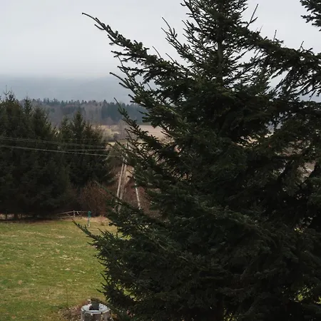 Maison d'hôtes Kamienny Zakatek W Gorach Bystrzyckich, Zieleniec Sky, Czarna Gora Resort, Spalona Bystrzyca Kłodzka