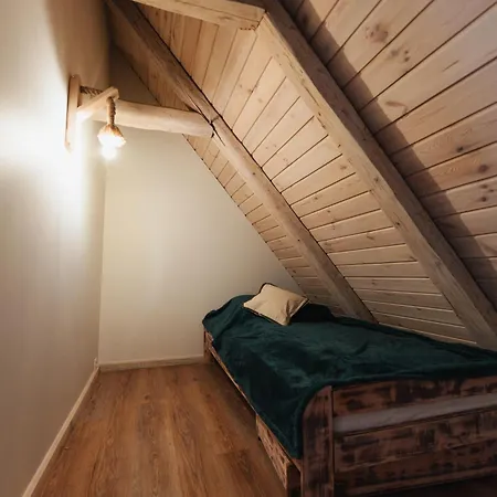 Kamienny Zakatek W Gorach Bystrzyckich, Zieleniec Sky, Czarna Gora Resort, Spalona * Bystrzyca Kłodzka