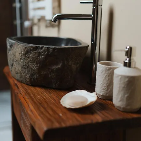 Kamienny Zakątek W Górach Bystrzyckich Casa de hóspedes