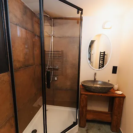 Kamienny Zakatek W Gorach Bystrzyckich, Zieleniec Sky, Czarna Gora Resort, Spalona