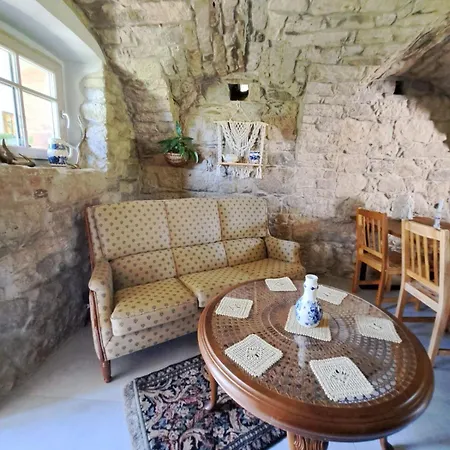 Gasthof Kamienny Zakatek W Gorach Bystrzyckich, Zieleniec Sky, Czarna Gora Resort, Spalona *