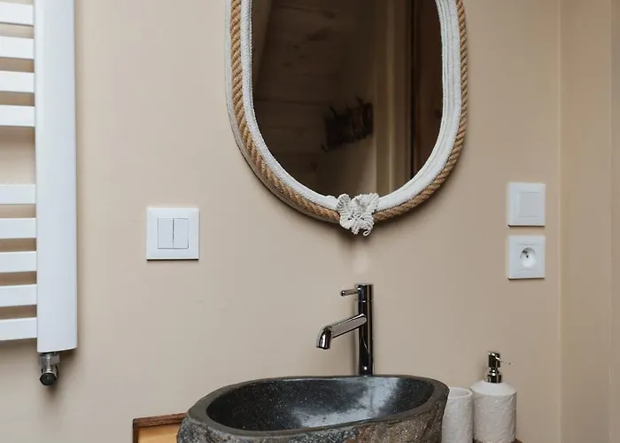 Gasthof Kamienny Zakatek W Gorach Bystrzyckich, Zieleniec Sky, Czarna Gora Resort, Spalona *