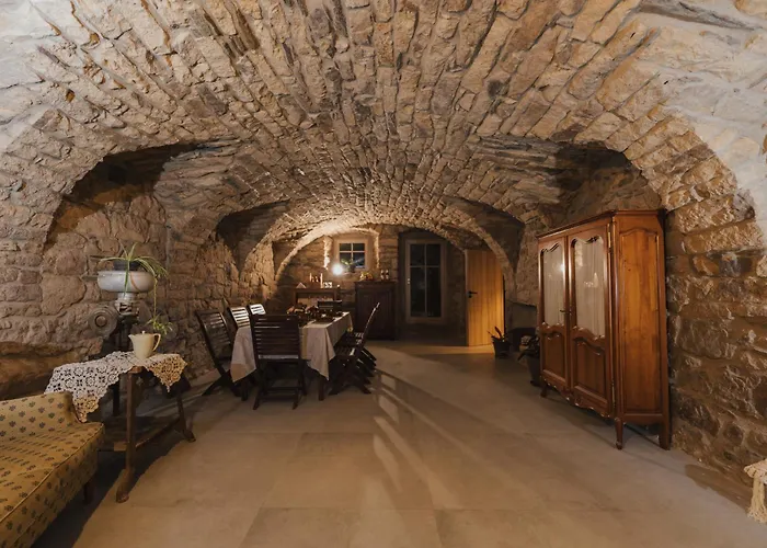 Gasthof Kamienny Zakatek W Gorach Bystrzyckich, Zieleniec Sky, Czarna Gora Resort, Spalona