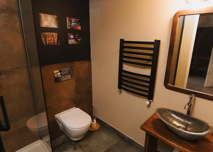 Kamienny Zakatek W Gorach Bystrzyckich, Zieleniec Sky, Czarna Gora Resort, Spalona Gasthof *