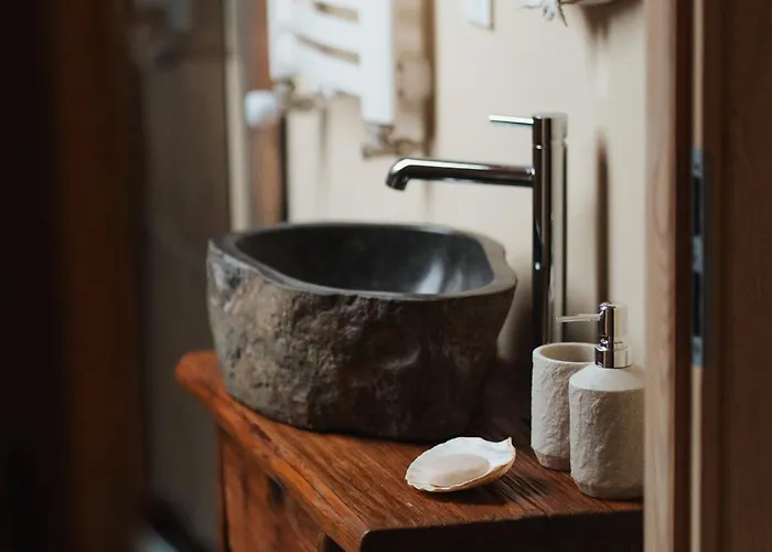 Kamienny Zakatek W Gorach Bystrzyckich, Zieleniec Sky, Czarna Gora Resort, Spalona *