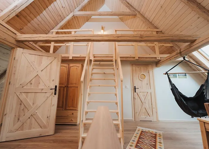 Gasthof Kamienny Zakatek W Gorach Bystrzyckich, Zieleniec Sky, Czarna Gora Resort, Spalona Bystrzyca Kłodzka