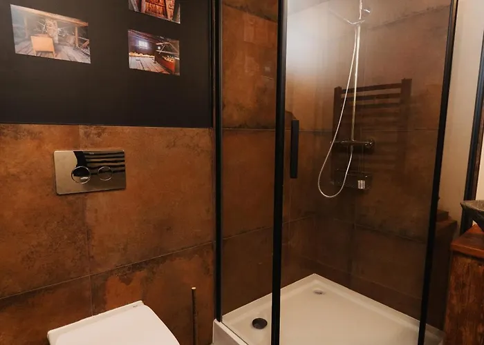 Gasthof Kamienny Zakatek W Gorach Bystrzyckich, Zieleniec Sky, Czarna Gora Resort, Spalona Bystrzyca Kłodzka